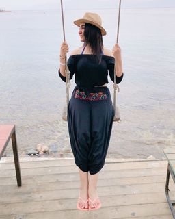 Jihane Khalil feet photo 6