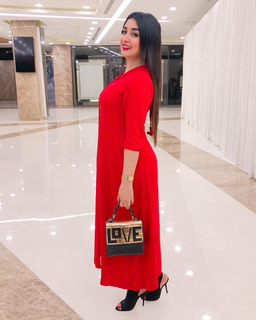 Jihane Khalil feet photo 5