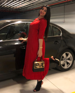Jihane Khalil feet photo 4
