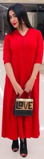 Jihane Khalil feet photo 14