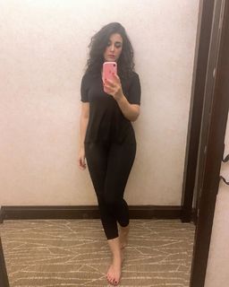 Jihane Khalil feet photo 6
