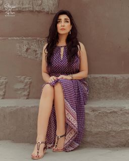 Jihane Khalil feet photo 8