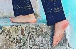 Jihane Kidari feet photo 7