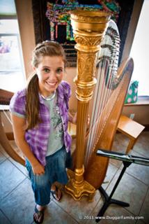 Jill Duggar Dillard feet photo 3