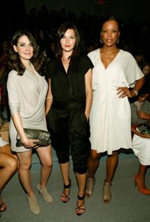 Jill Flint feet photo thumbnail