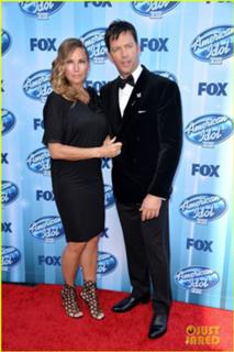 Jill Goodacre feet photo 3
