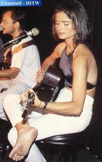 Jill Hennessy feet photo thumbnail