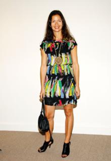 Jill Hennessy feet photo thumbnail