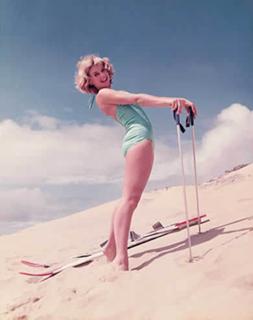 Jill Ireland feet photo 15