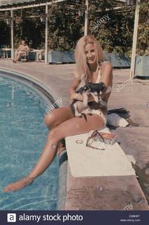 Jill Ireland feet photo 11