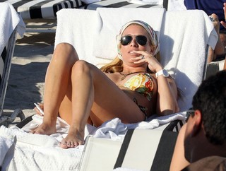 Jill Martin feet photo 3