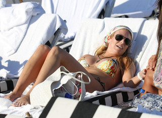 Jill Martin feet photo 1