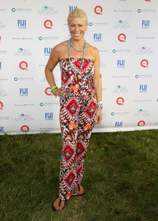 Jill Martin feet photo 6