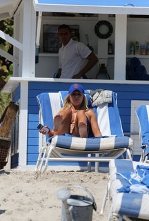 Jill Martin feet photo 2