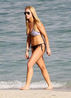 Jill Martin feet photo 1