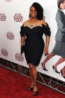Jill Scott feet photo thumbnail