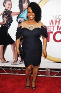 Jill Scott feet photo thumbnail