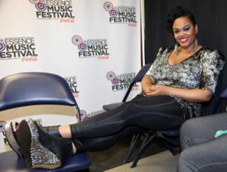 Jill Scott feet photo thumbnail