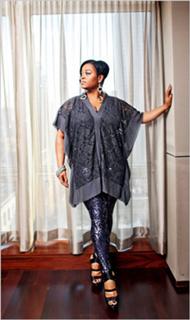 Jill Scott feet photo thumbnail