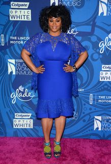 Jill Scott feet photo thumbnail