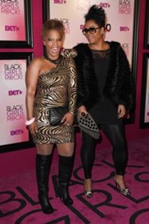 Jill Scott feet photo thumbnail