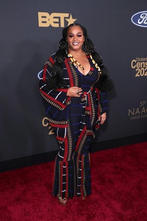 Jill Scott feet photo thumbnail