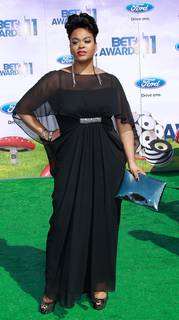 Jill Scott feet photo thumbnail