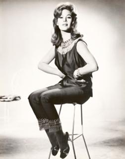 Jill St. John feet photo thumbnail