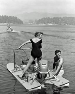 Jill St. John feet photo thumbnail