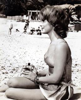 Jill St. John feet photo thumbnail