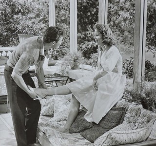 Jill St. John feet photo thumbnail