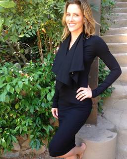 Jill Wagner feet photo thumbnail