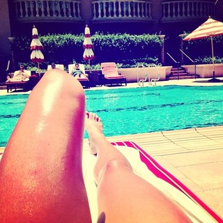 Jill Wagner feet photo thumbnail