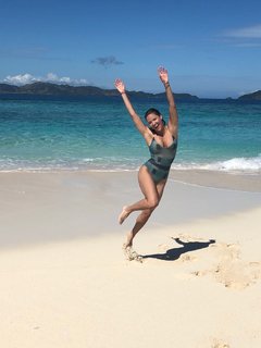 Jill Wagner feet photo thumbnail
