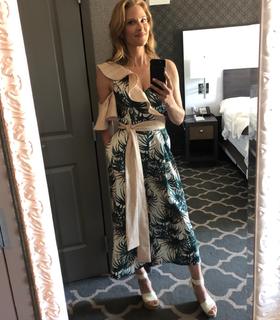 Jill Wagner feet photo thumbnail