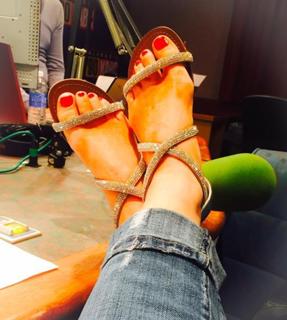 Jillian Barberie feet photo thumbnail