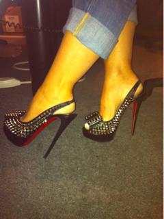 Jillian Barberie feet photo thumbnail