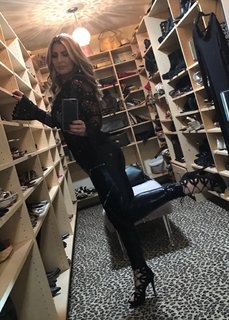 Jillian Barberie feet photo thumbnail