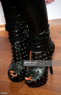 Jillian Barberie feet photo thumbnail