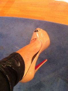Jillian Barberie feet photo thumbnail
