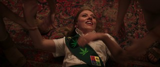 Jillian Bell feet photo thumbnail