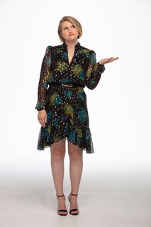 Jillian Bell feet photo thumbnail