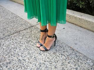 Jillian Harris feet photo thumbnail