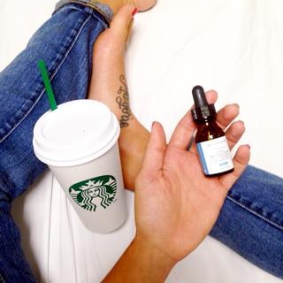 Jillian Harris feet photo thumbnail