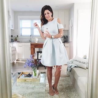 Jillian Harris feet photo thumbnail