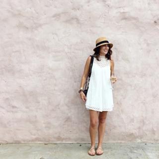 Jillian Harris feet photo thumbnail