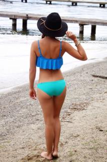 Jillian Harris feet photo thumbnail