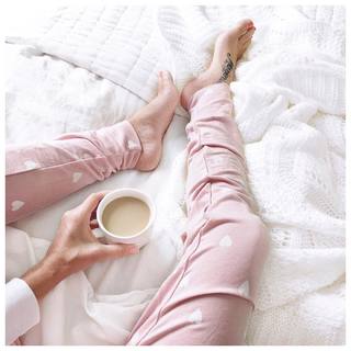 Jillian Harris feet photo thumbnail