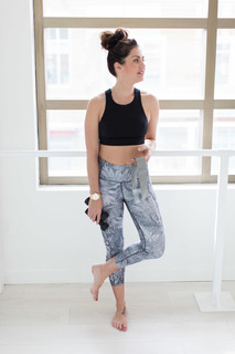 Jillian Harris feet photo thumbnail