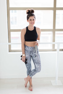 Jillian Harris feet photo thumbnail